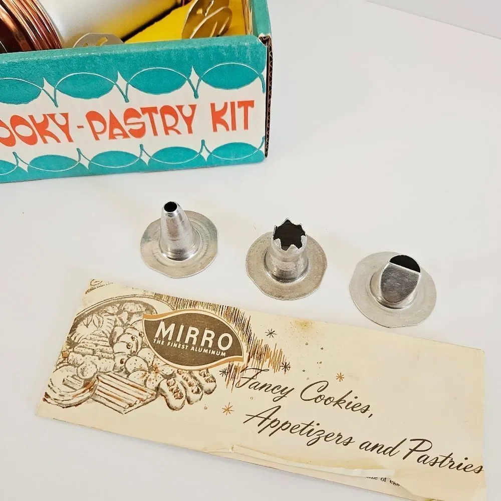 Vintage '70s Mirro Complete Aluminum Cookie-Pastry Press 16 Piece Kit - In Box